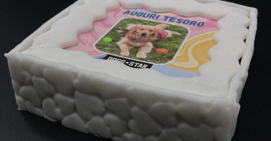 Feste a Quattro Zampe: Torta per Cani Personalizzabile con Gusti Unici!